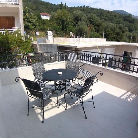 Apartman Dajoda 1 Bijela Zewnętrze zdjęcie
