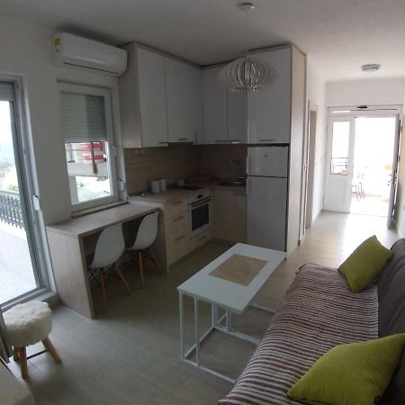 Apartman Dajoda 1 Bijela Zewnętrze zdjęcie